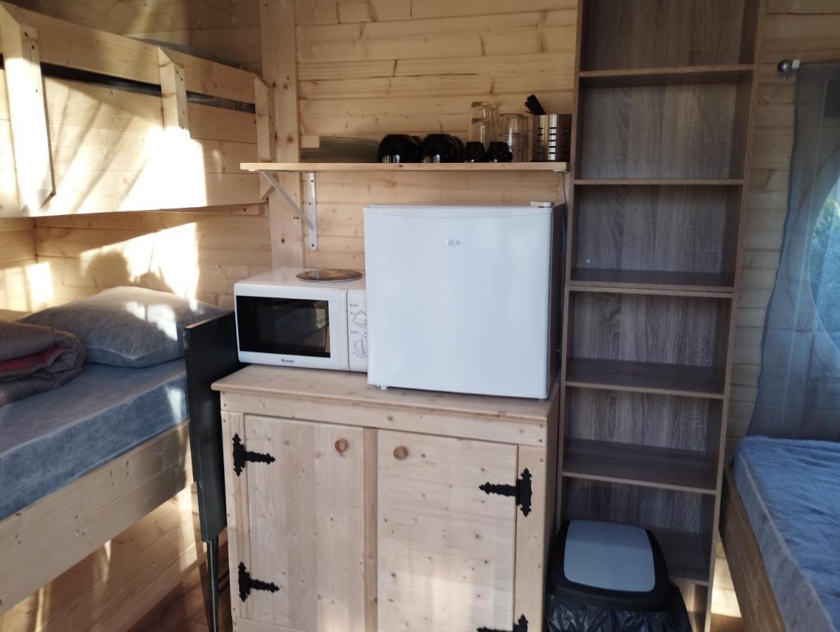 Camping Des Ribieres Confolens Ngoại thất bức ảnh