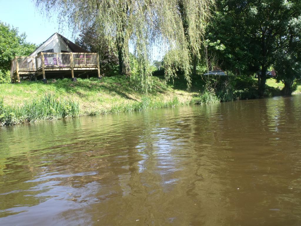Camping Des Ribieres Confolens Ngoại thất bức ảnh