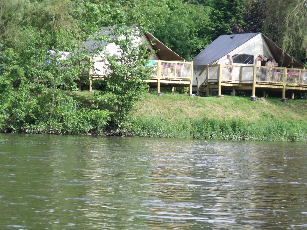 Camping Des Ribieres Confolens Ngoại thất bức ảnh