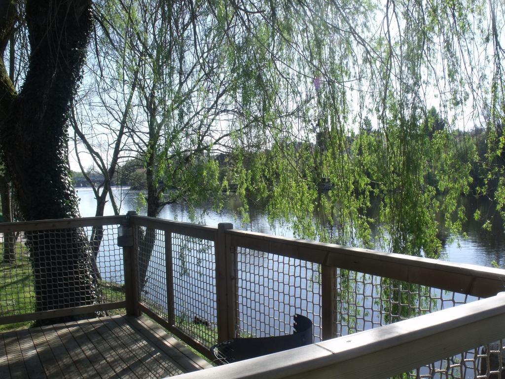 Camping Des Ribieres Confolens Ngoại thất bức ảnh
