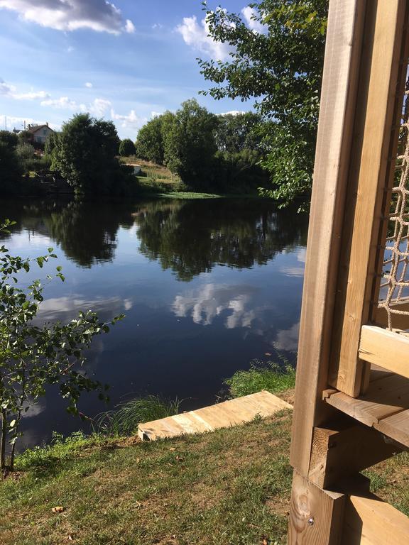 Camping Des Ribieres Confolens Ngoại thất bức ảnh