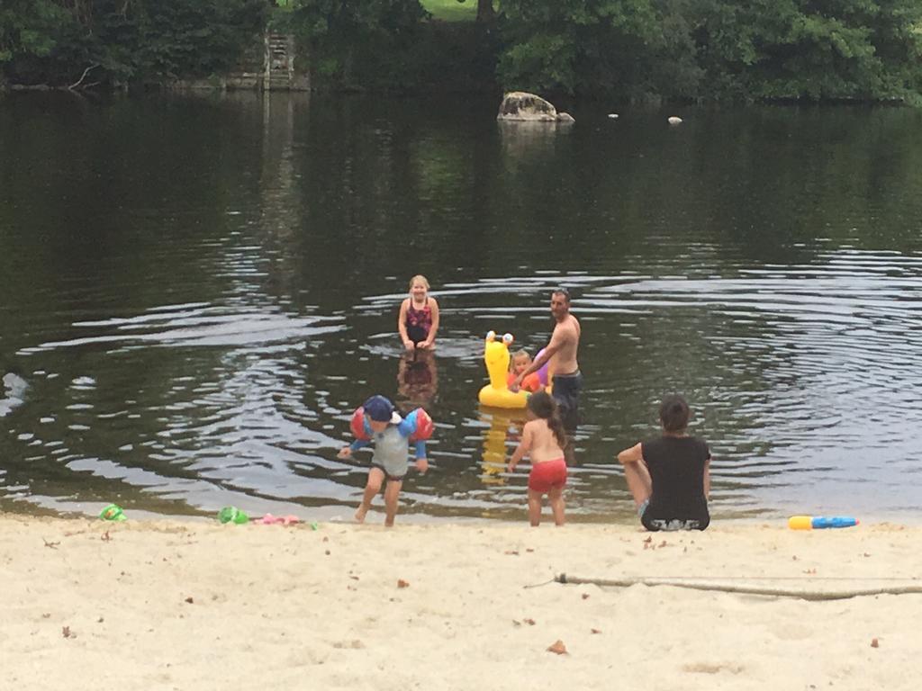 Camping Des Ribieres Confolens Ngoại thất bức ảnh