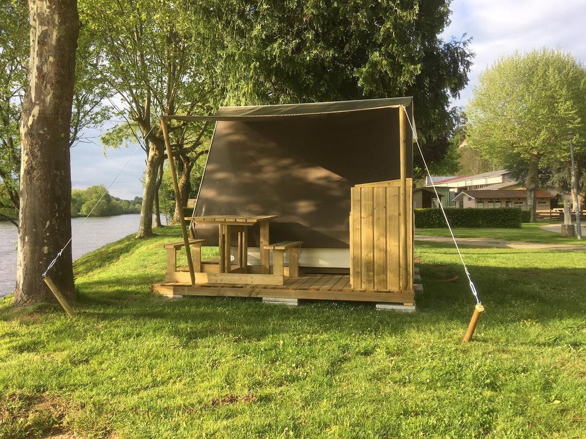 Camping Des Ribieres Confolens Ngoại thất bức ảnh